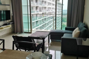 ZY HOMESTAY MOUNT AUSTIN 3BEDROOM FOR 5PAX 6PAX
